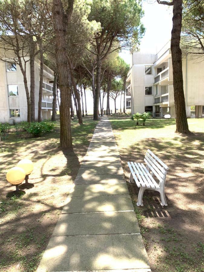 Residence 5R - Walterigato Apartments Solo Per Famiglie Lido di Jesolo Kültér fotó